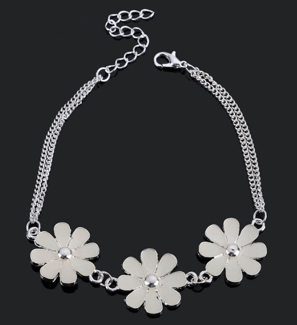 Starlit Bloom Luminous Bracelet