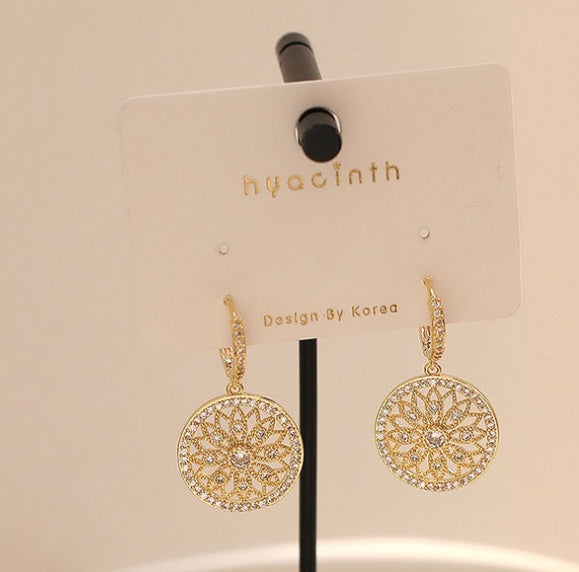 Aurora Gleam Pin Earrings