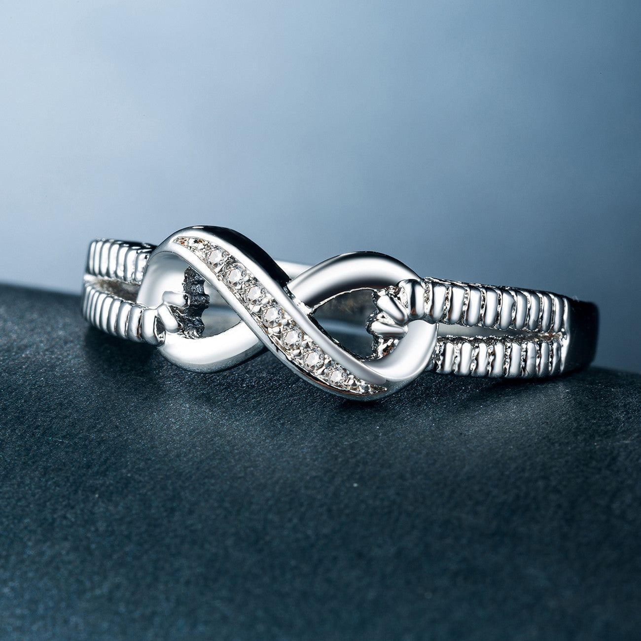 Eternal Glimmer White Gold & Zircon Ring