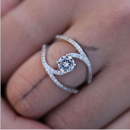 Glamour Arc Zircon Wedding Ring