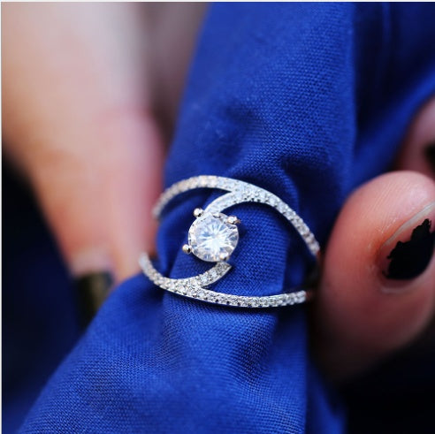 Glamour Arc Zircon Wedding Ring