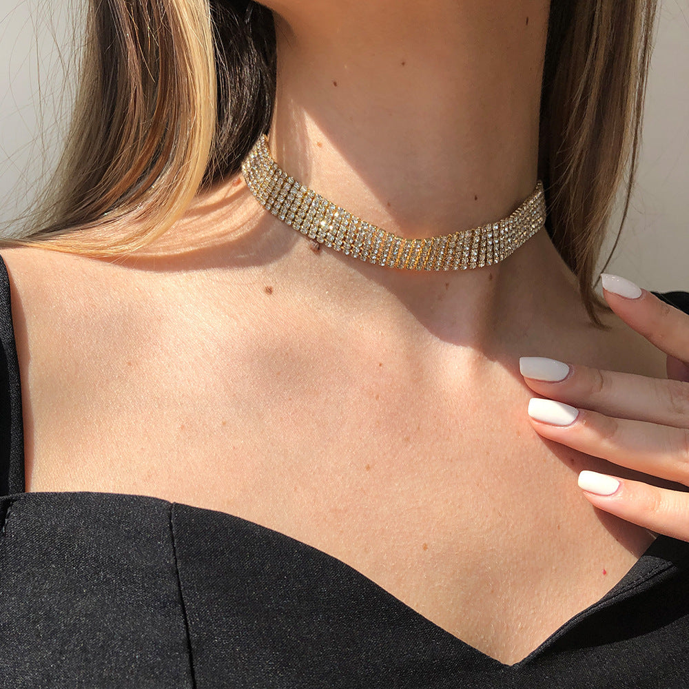 Trendy Rhinestone Sparkle Necklace
