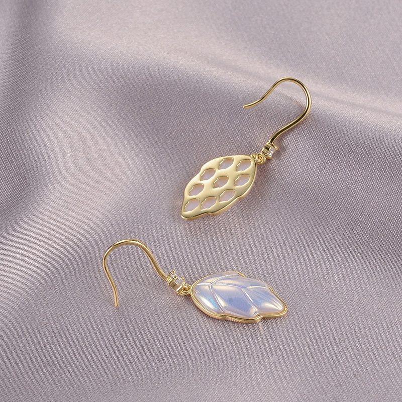 Parisian Muse Retro Earrings
